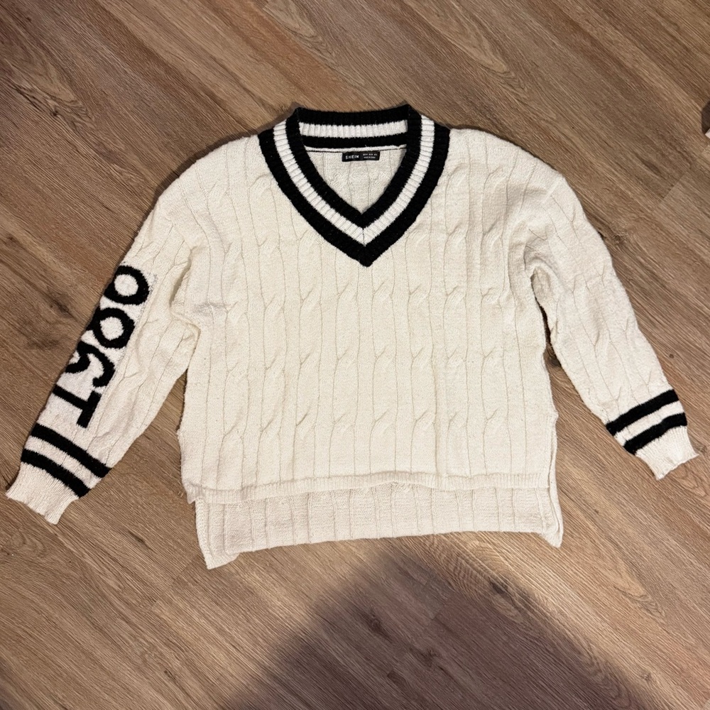 SHEIN White and Black V-Neck Sweater